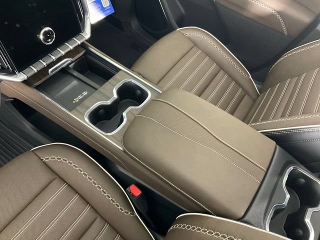 2026 GMC Acadia Denali Ultimate - Photo 21