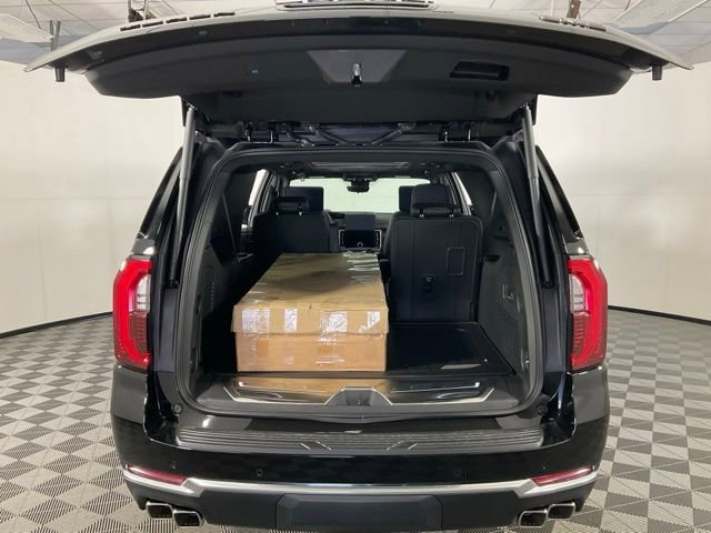 2026 GMC Yukon XL Denali - Photo 36