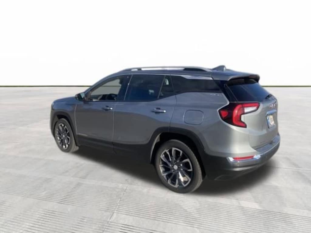 Used 2023 GMC Terrain SLT SUV