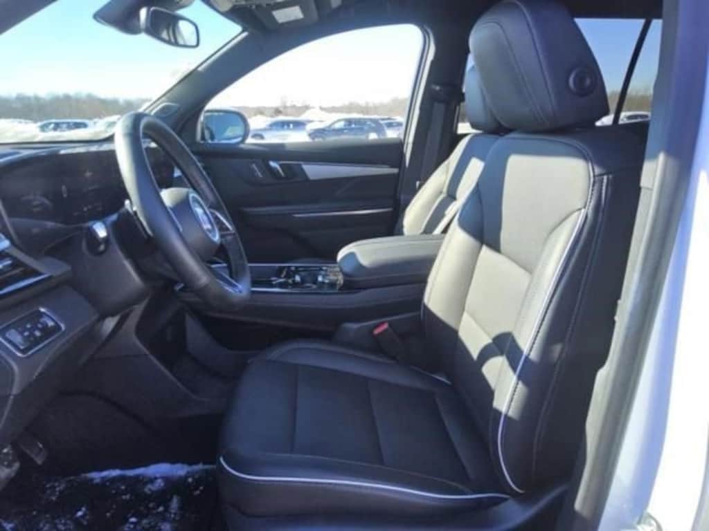 Used 2025 Buick Enclave Preferred SUV