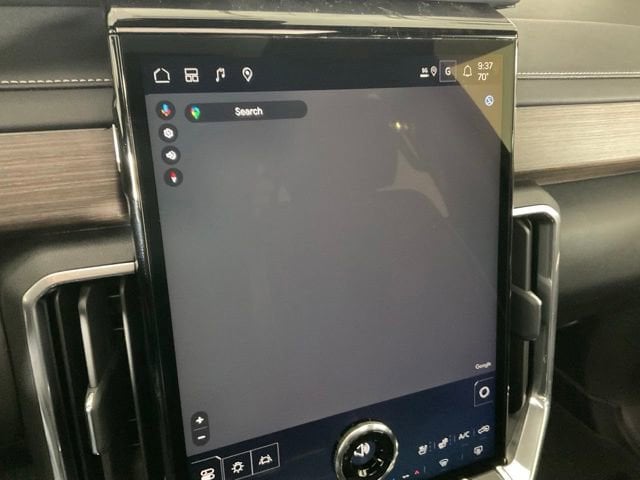 2026 GMC Acadia Denali - Photo 13