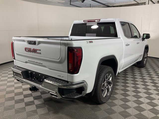 2026 GMC Sierra 1500 SLT - Photo 8