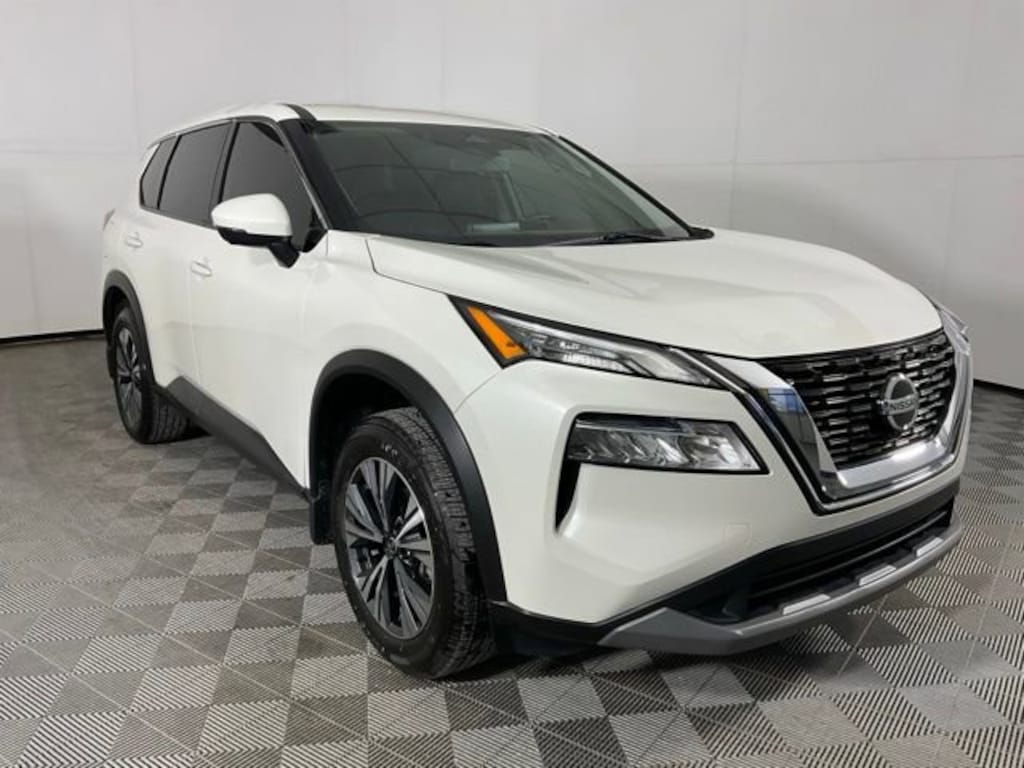 Used 2021 Nissan Rogue SV