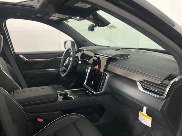 2026 GMC Acadia Denali - Photo 31