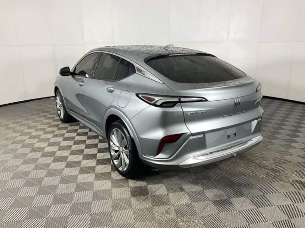 Used 2024 Buick Envista Avenir SUV