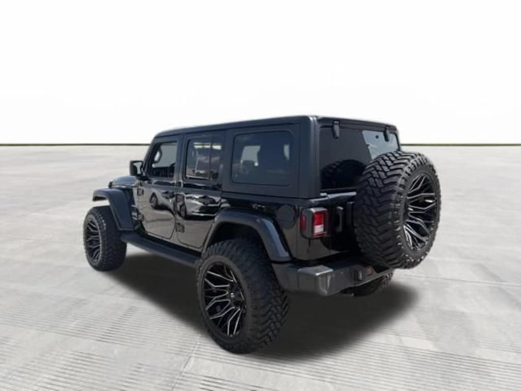 Used 2022 Jeep Wrangler Unlimited Sahara