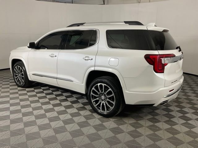 2022 Gmc Acadia Denali photo 2