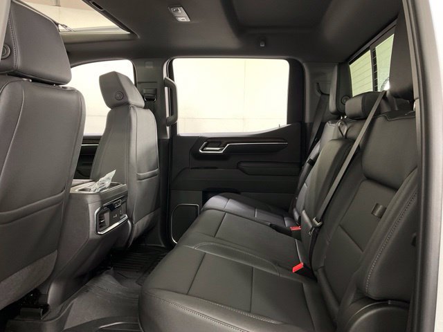 2026 GMC Sierra 1500 SLT - Photo 38