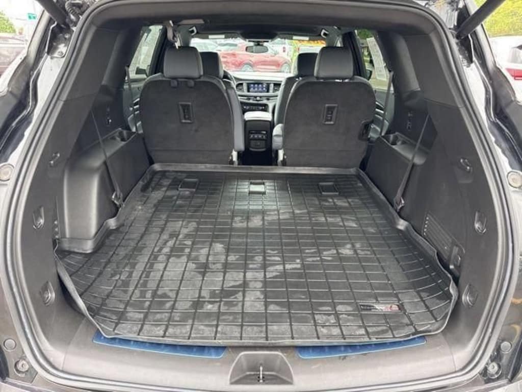 Used 2024 Buick Enclave Essence SUV