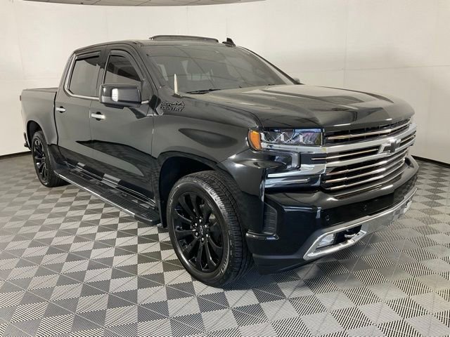 2022 Chevrolet Silverado 1500 High Country photo 3