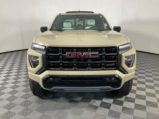 2024 Gmc Canyon AT4X photo 2