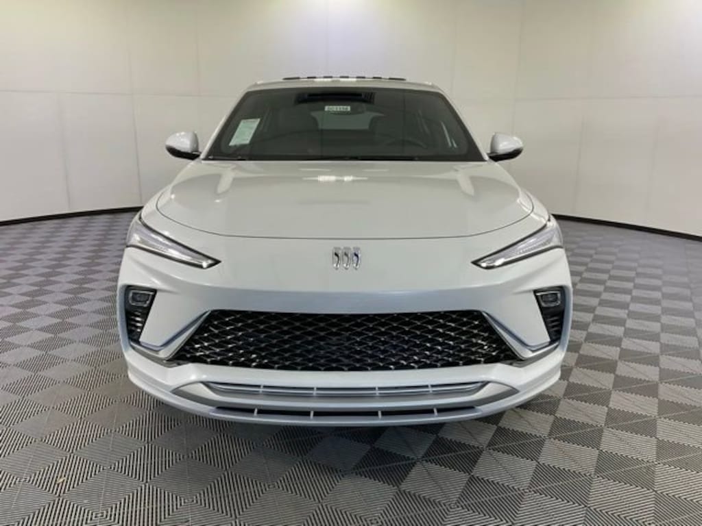 New 2026 Buick Envista Avenir SUV