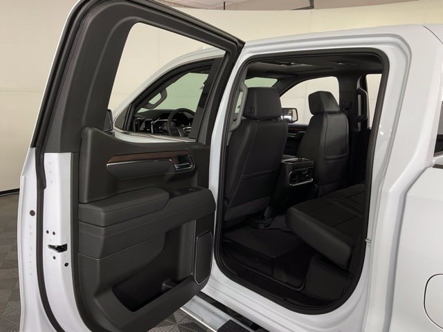 2026 GMC Sierra 1500 SLT - Photo 34