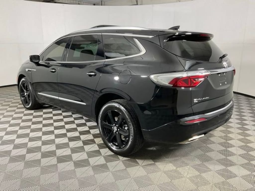 Used 2024 Buick Enclave Essence SUV