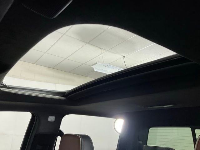 2025 GMC Sierra 3500HD Denali Ultimate - Photo 18