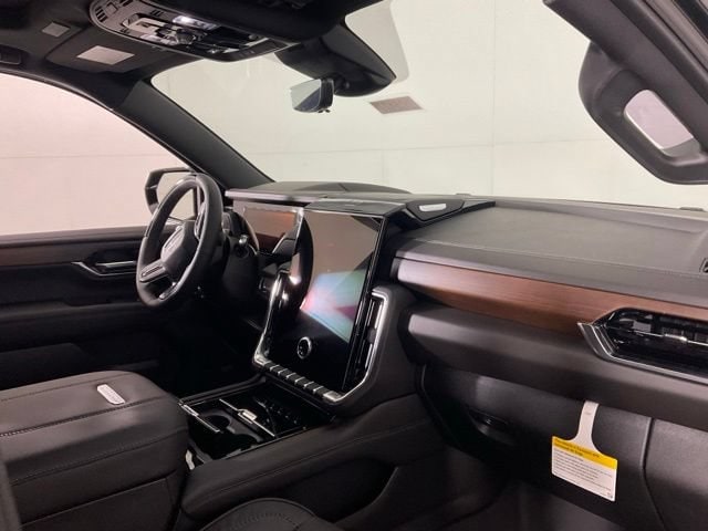 2026 GMC Yukon XL Denali - Photo 30