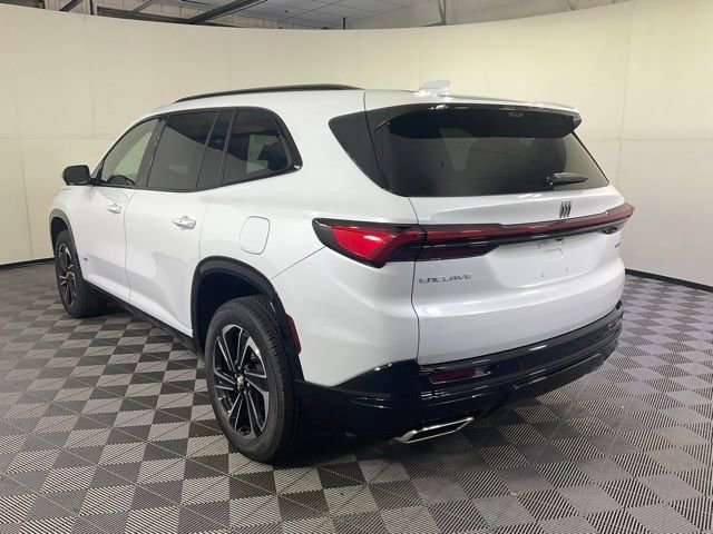 2026 Buick Enclave Sport Touring photo 3