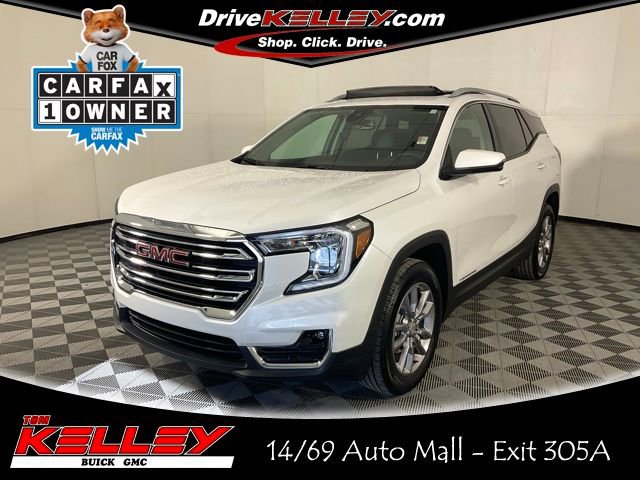 2024 GMC Terrain SLT's photo