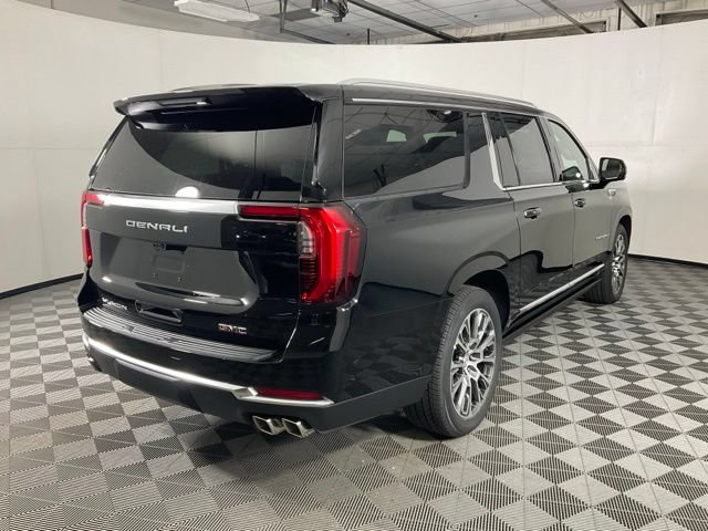 2026 GMC Yukon XL Denali - Photo 8