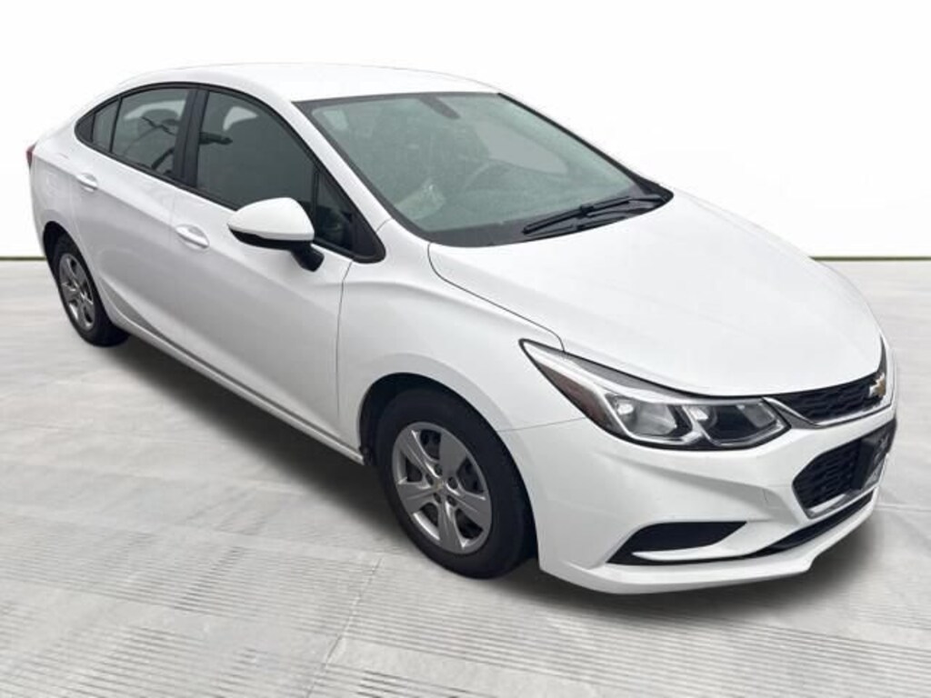 Used 2018 Chevrolet Cruze LS Car