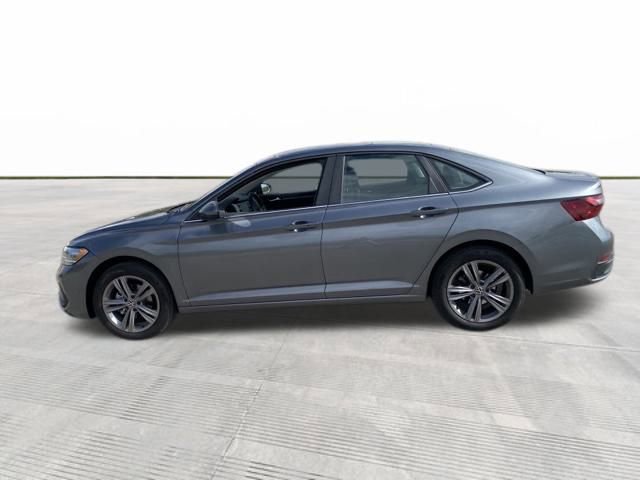 2024 Volkswagen Jetta SE photo 3