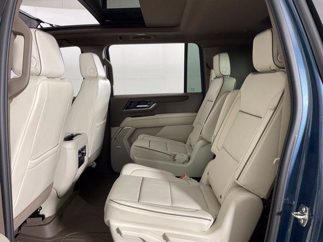 2026 GMC Yukon XL Denali - Photo 38