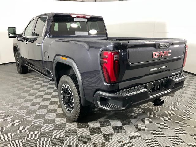 2025 Gmc Sierra 2500 HD Denali photo 2