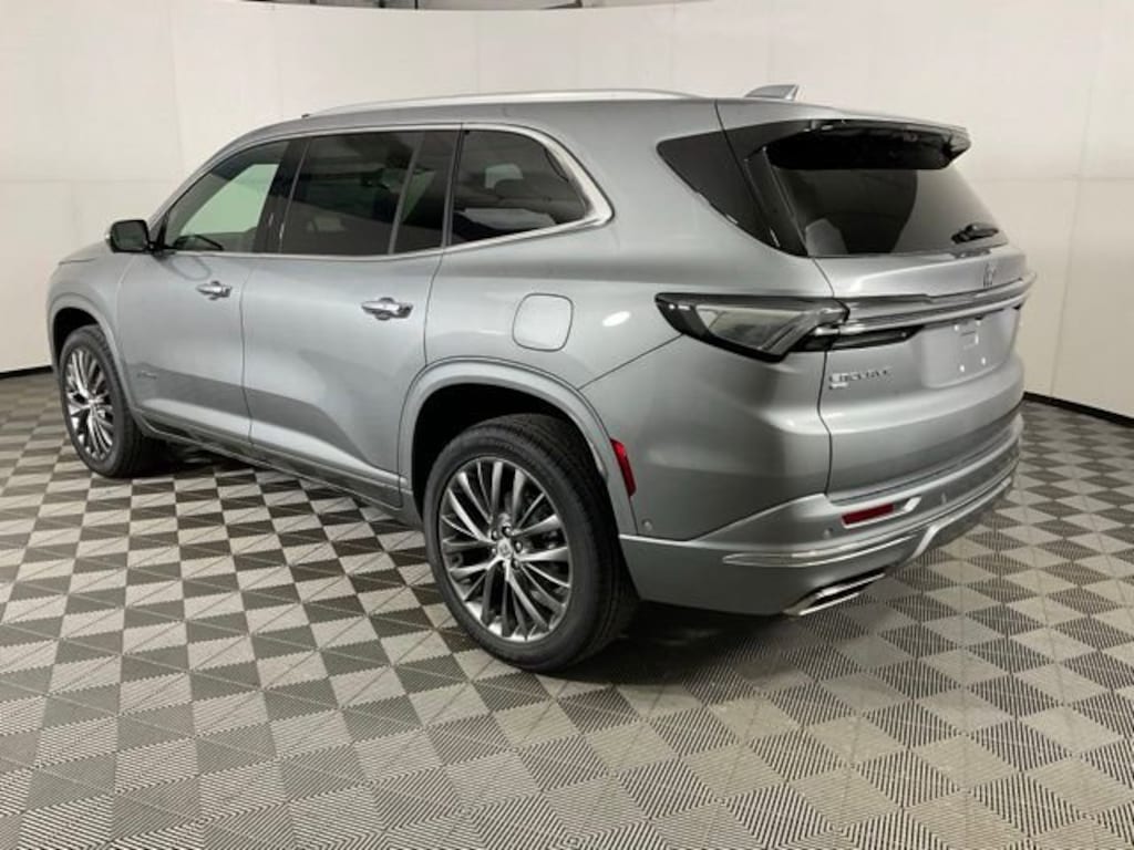 New 2026 Buick Enclave Avenir SUV