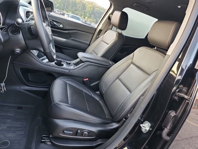 2023 Gmc Acadia SLT photo 2