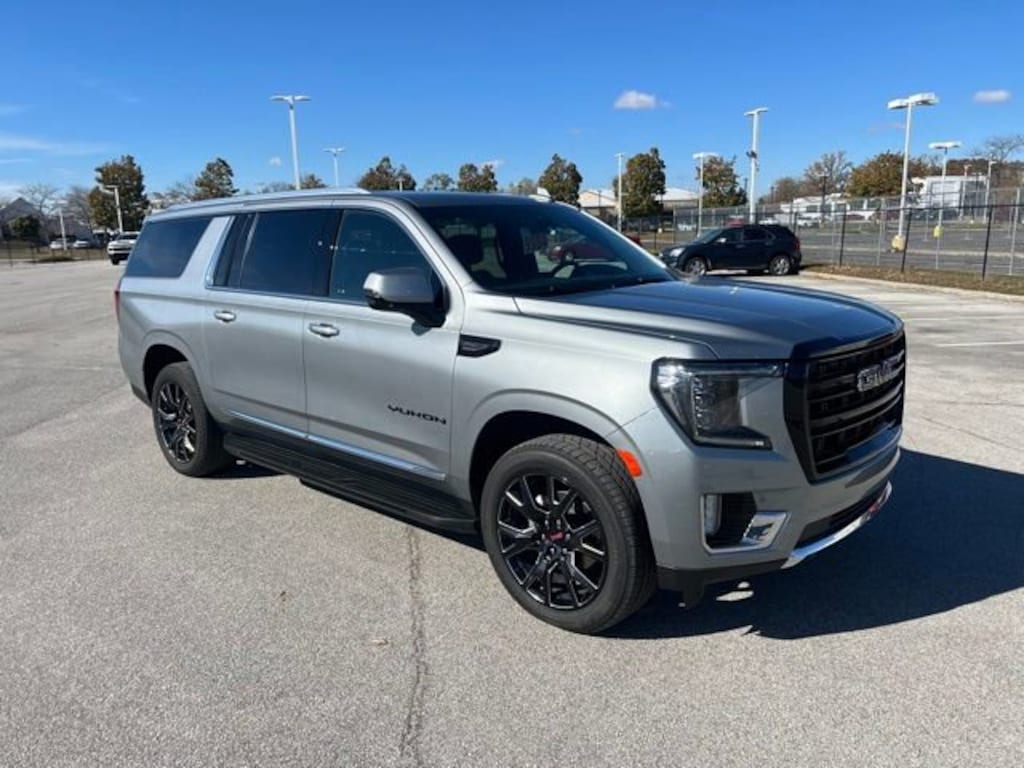 Used 2024 GMC Yukon XL SLT SUV