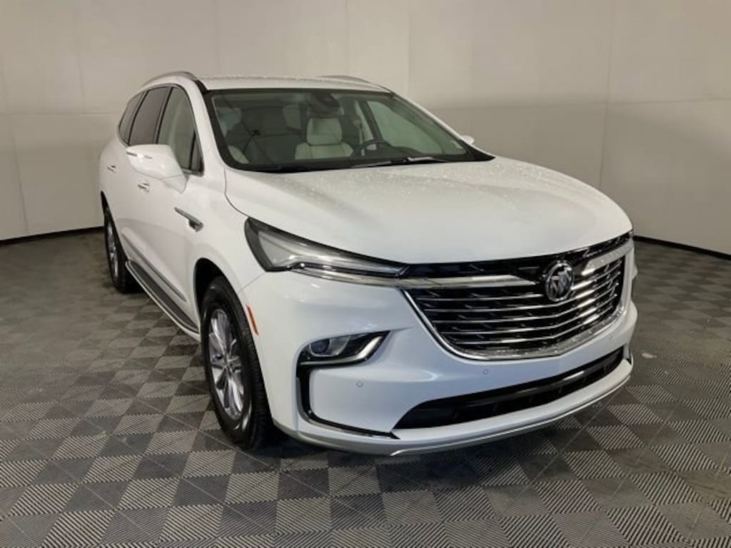 Used 2023 Buick Enclave Essence SUV
