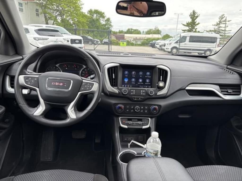Used 2023 GMC Terrain SLE SUV