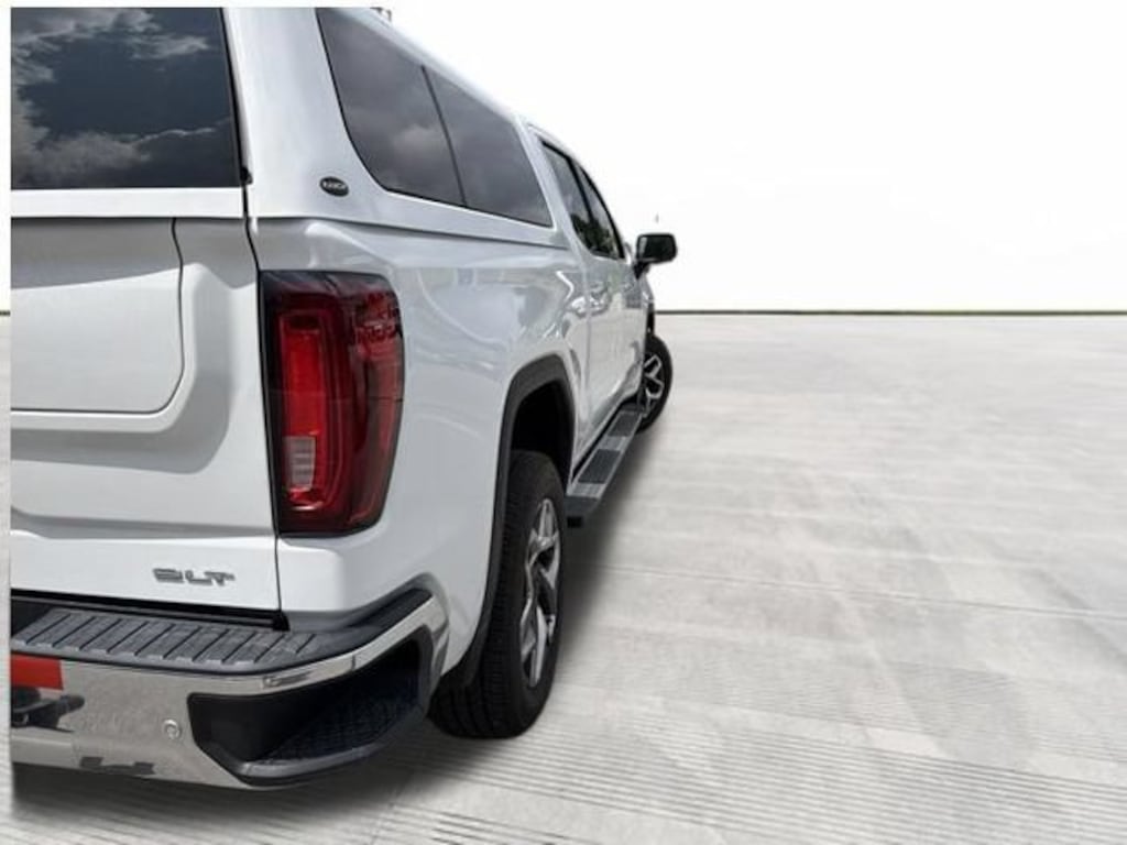 Used 2024 GMC Sierra 1500 SLT Truck