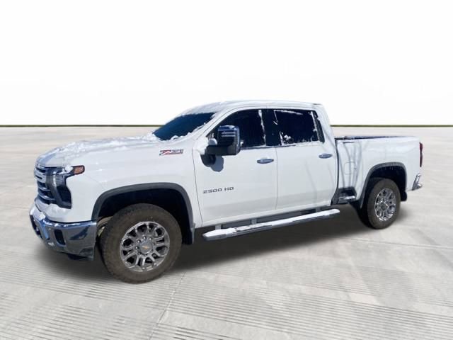 2025 Chevrolet Silverado 2500HD LTZ photo 2