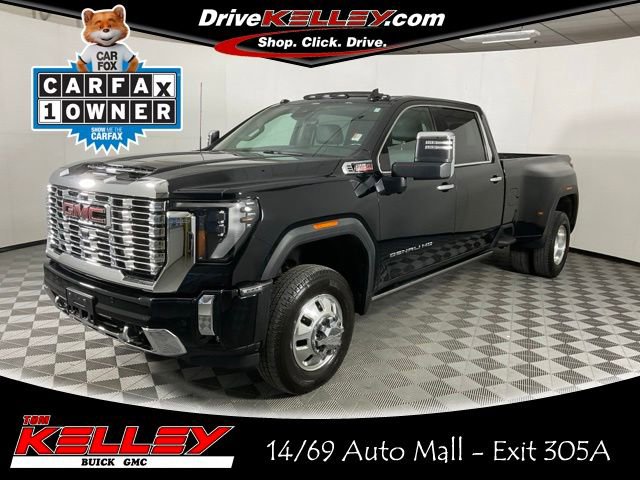 2024 GMC Sierra 3500HD Denali's photo
