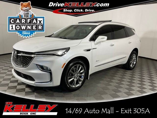 2024 Buick Enclave Avenir's photo