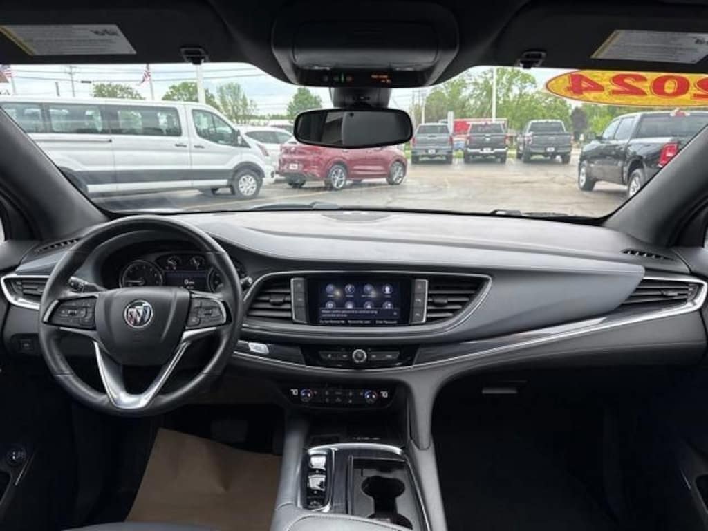 Used 2024 Buick Enclave Essence SUV