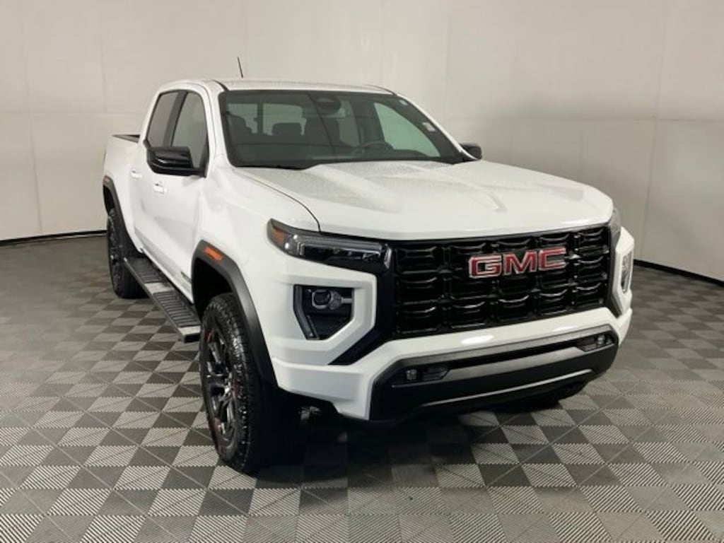 Used 2024 GMC Canyon Elevation Truck