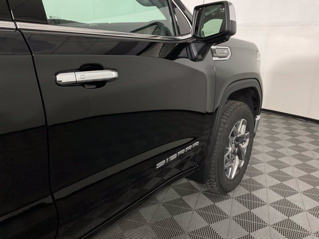 2026 GMC Sierra 1500 SLT - Photo 9