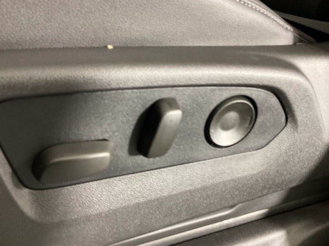 2026 GMC Sierra 1500 SLT - Photo 28
