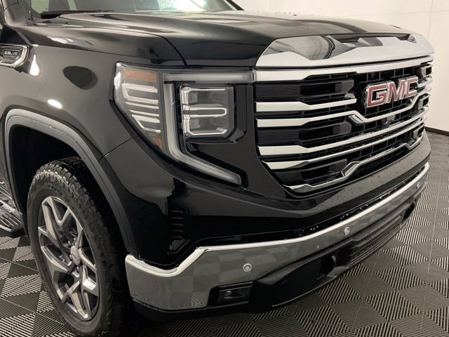 2026 GMC Sierra 1500 SLT - Photo 9