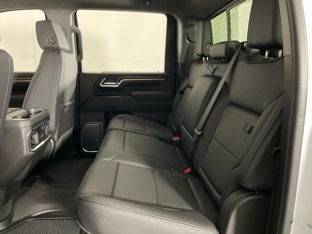 2026 GMC Sierra 3500HD Denali - Photo 29