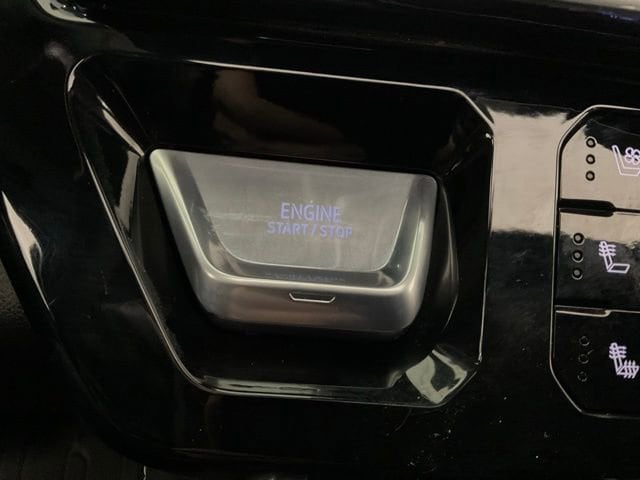 2025 GMC Sierra 3500HD Denali Ultimate - Photo 16