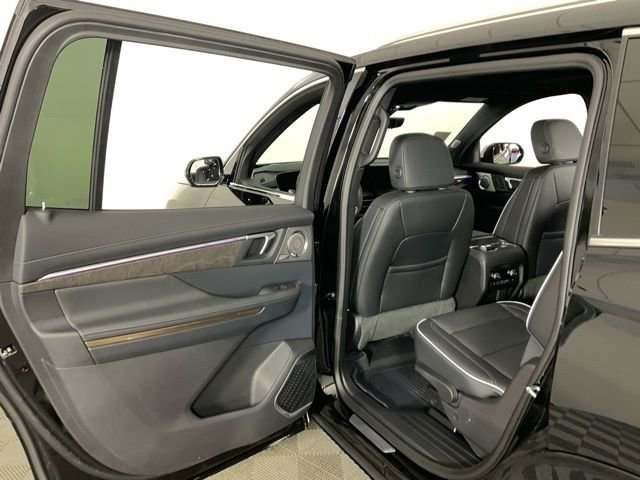 2026 Buick Enclave Avenir - Photo 32