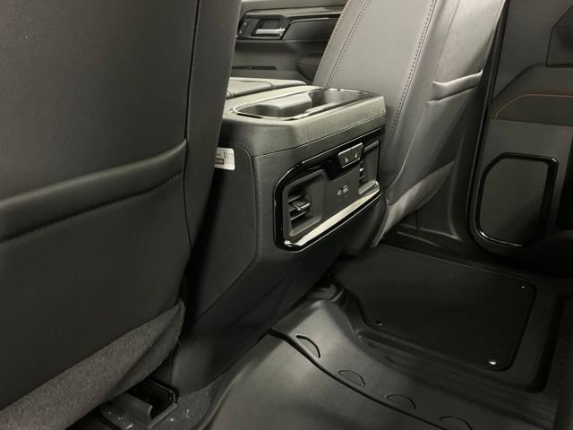2026 GMC Sierra 2500HD AT4 - Photo 18