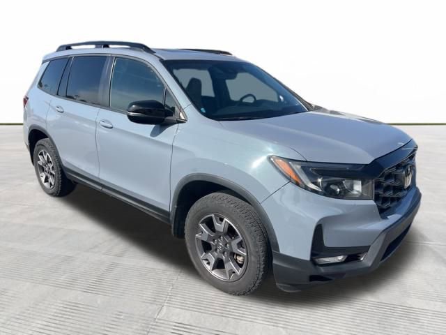 2022 Honda Passport TrailSport photo 2