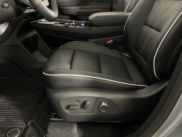 2026 Buick Enclave Avenir - Photo 32