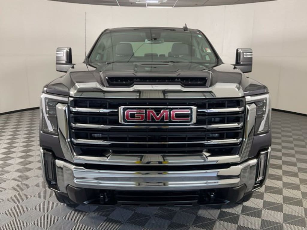 Used 2025 GMC Sierra 2500 HD SLT Truck