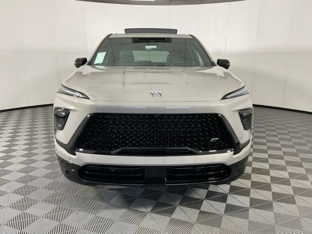 2026 Buick Enclave Sport Touring photo 2