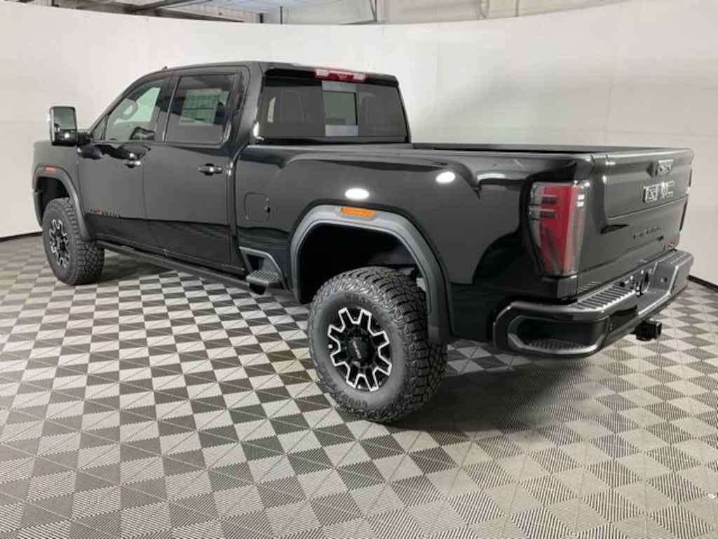 New 2026 GMC Sierra 2500 HD AT4X Truck